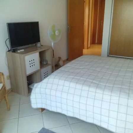 Splendorous Sea View T1 Апартаменты